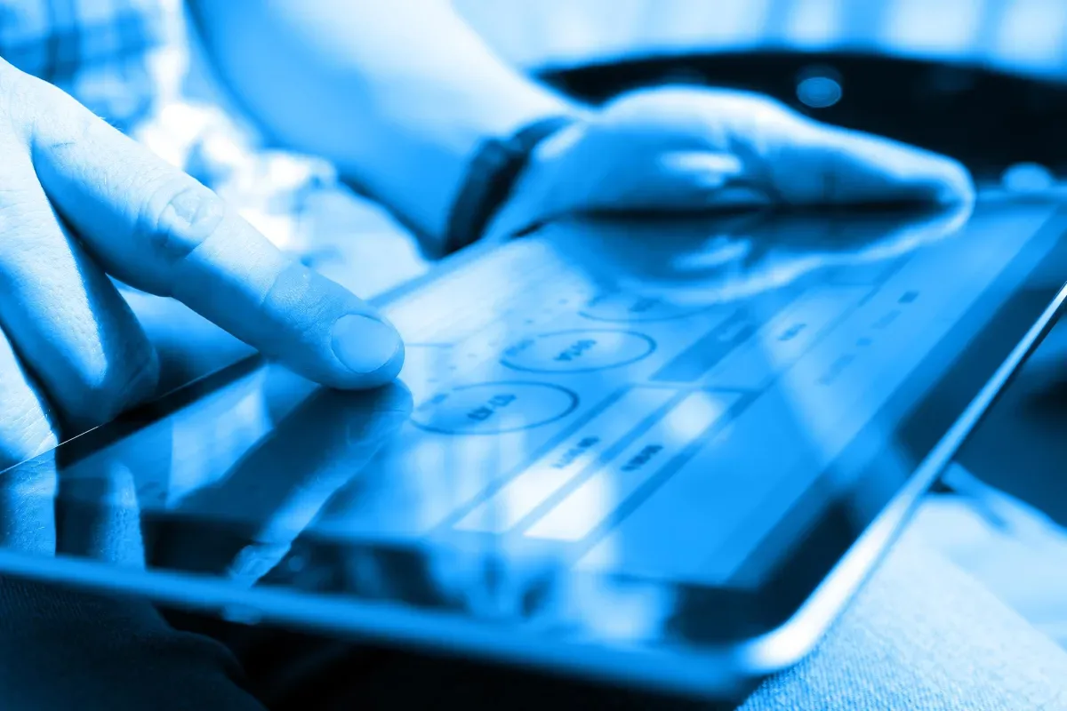 Fleet dashboard on a tablet